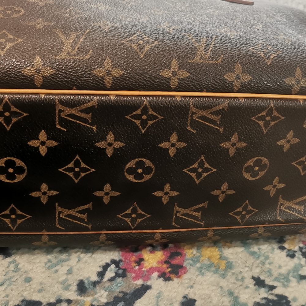 Louis Vuitton Monogram Canvas City Size GM - Picture 6 of 14